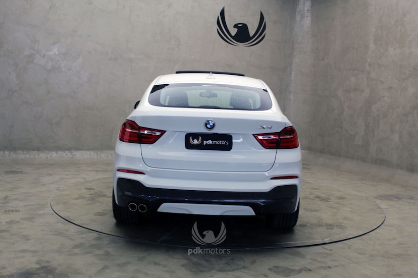 Foto do veículo BMW  X4 35I M SPORT 2016 51.405 KM 195.000,00