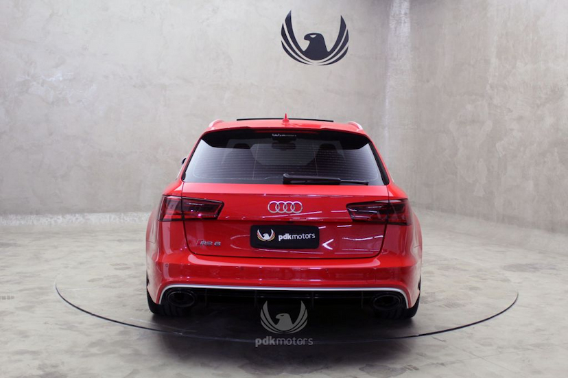 Foto do veículo AUDI RS6 AVANT QUATTRO 2016 7.815 KM 449.000,00