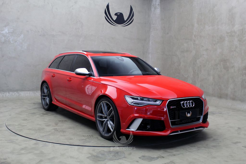 Foto do veículo AUDI RS6 AVANT QUATTRO 2016 7.815 KM 449.000,00