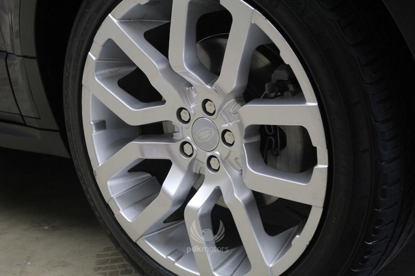 Foto do veículo LAND ROVER  EVOQUE SE DYNAMIC 2016 20.920 KM 209.000,00