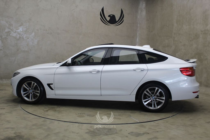 Foto do veículo BMW  320I SPORT GT 2014 48.170 KM 120.000,00