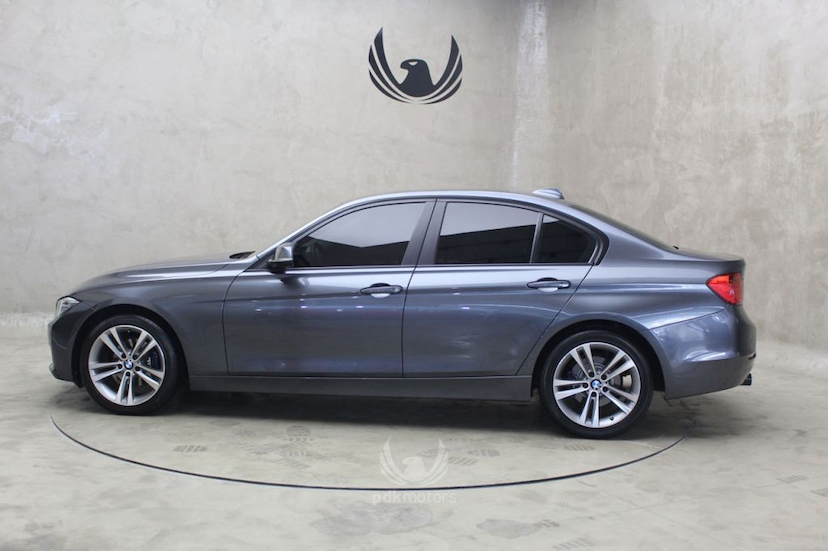 Foto do veículo BMW  320I GP 2014 43.455 KM 78.000,00