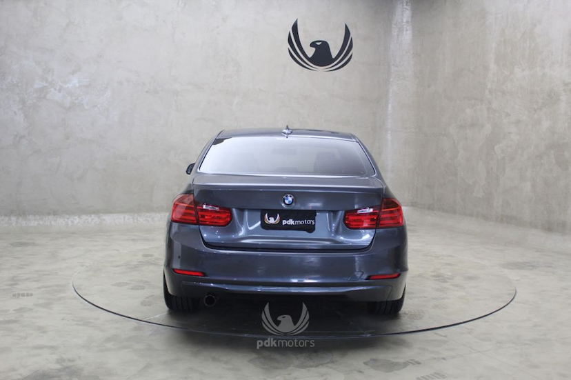 Foto do veículo BMW  320I GP 2014 43.455 KM 78.000,00