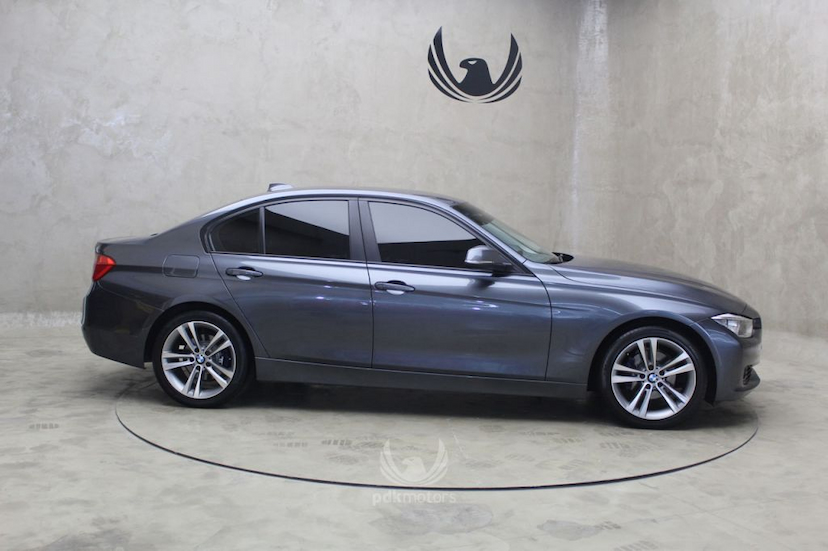 Foto do veículo BMW  320I GP 2014 43.455 KM 78.000,00