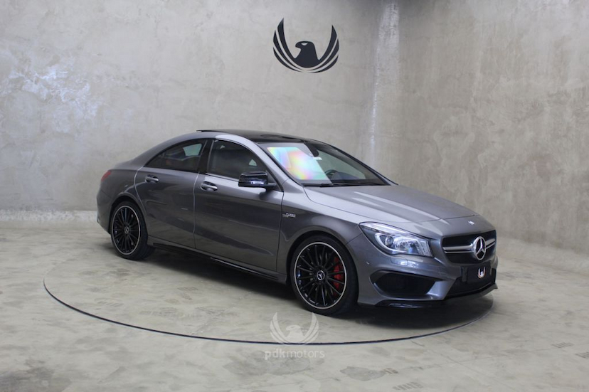 Foto do veículo MERCEDES-BENZ  CLA 45 AMG BLINDADA 2015 28.042 KM 209.000,00