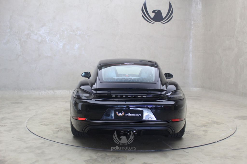 Foto do veículo PORSCHE  718 CAYMAN GTS 2019 1.895 KM 520.000,00