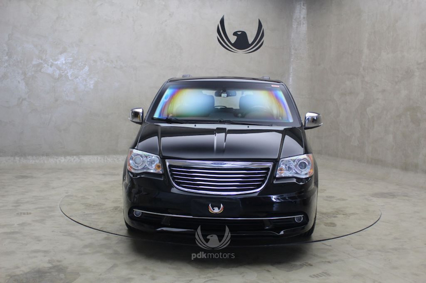 Foto do veículo CHRYSLER  TOWN&COUNTRY 2014 51.200 KM 139.000,00