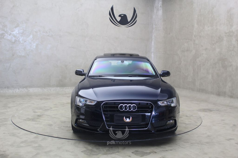 Foto do veículo AUDI A5 SPORTBACK AMBIENTE 2013 21.425 KM 99.000,00