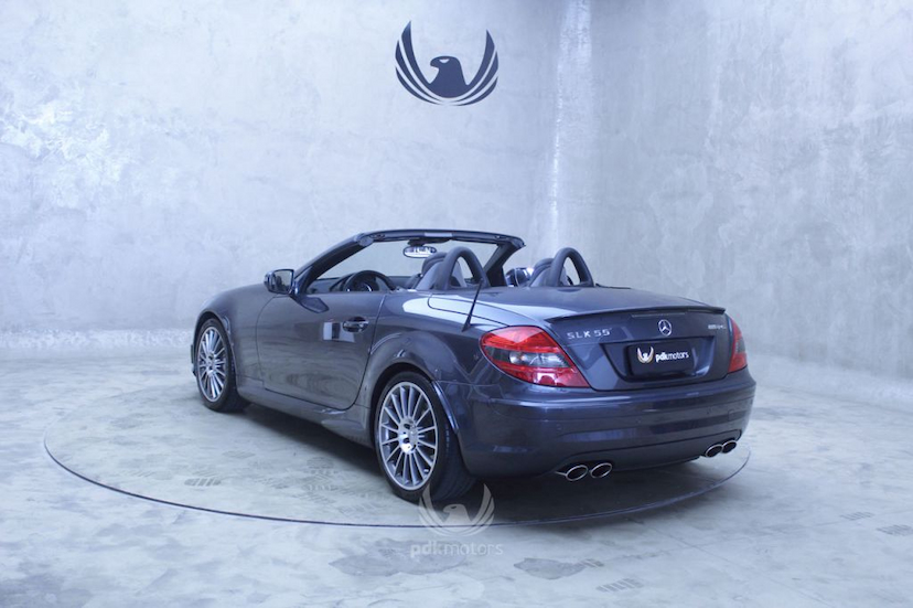 Foto do veículo MERCEDES-BENZ  SLK 55 AMG 2010 35.765 KM 185.000,00