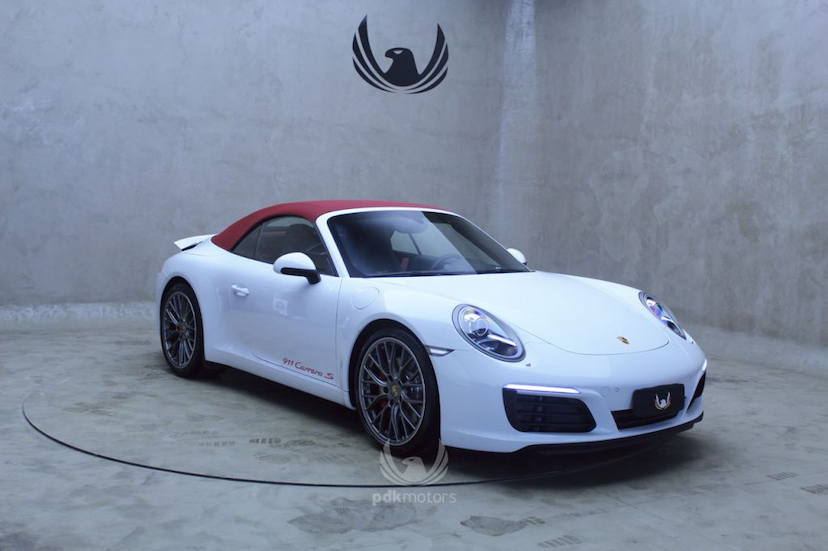 Foto do veículo PORSCHE  911 CARRERA S CABRIOLET 2017 4.475 KM 659.000,00