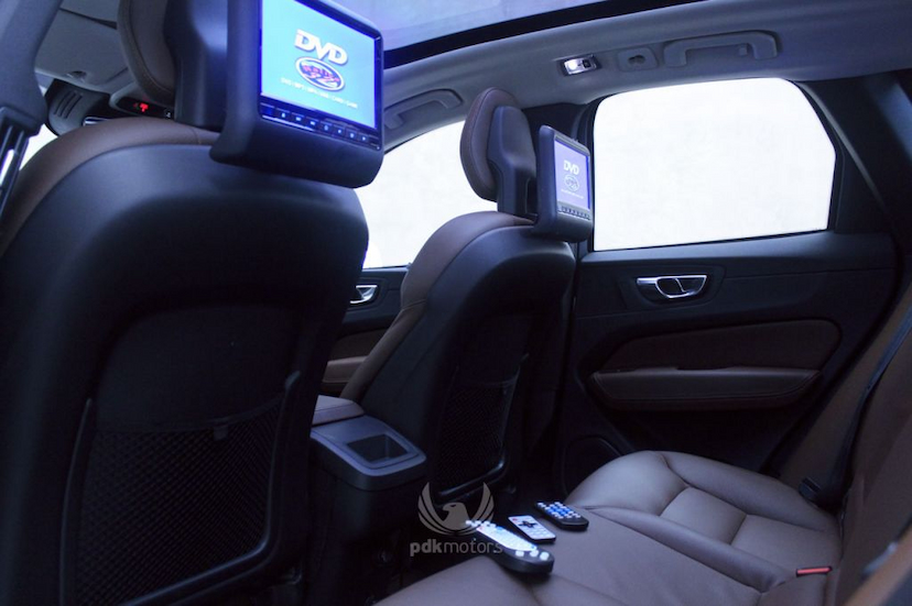 Foto do veículo VOLVO  XC60 T5 INSCRIPTION 2018 21.215 KM 259.000,00
