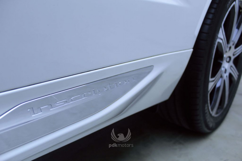 Foto do veículo VOLVO  XC60 T5 INSCRIPTION 2018 21.215 KM 259.000,00