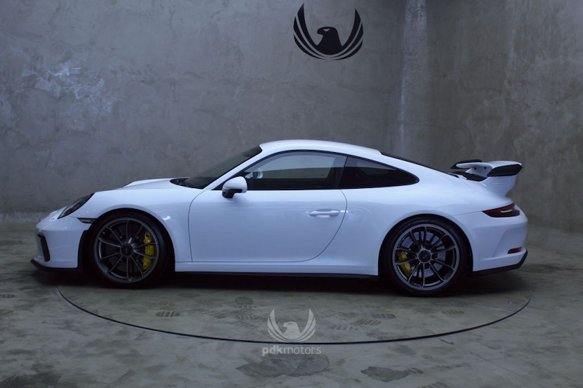 Foto do veículo PORSCHE  911 GT3 2018 2.750 KM 1.225.000,00
