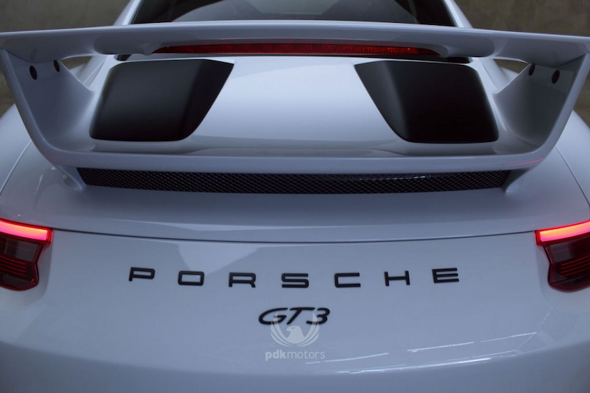 Foto do veículo PORSCHE  911 GT3 2018 2.750 KM 1.225.000,00