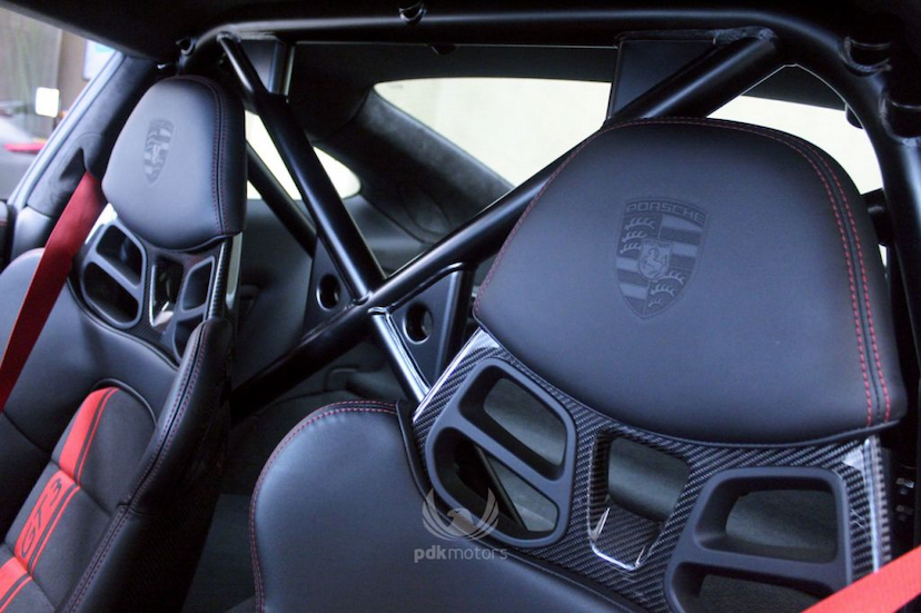 Foto do veículo PORSCHE  911 GT3 2018 2.750 KM 1.225.000,00