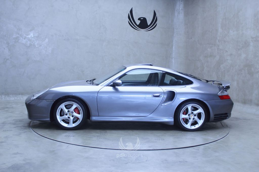 Foto do veículo PORSCHE  911 TURBO 2001 62.600 KM 399.000,00