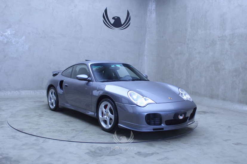 Foto do veículo PORSCHE  911 TURBO 2001 62.600 KM 399.000,00
