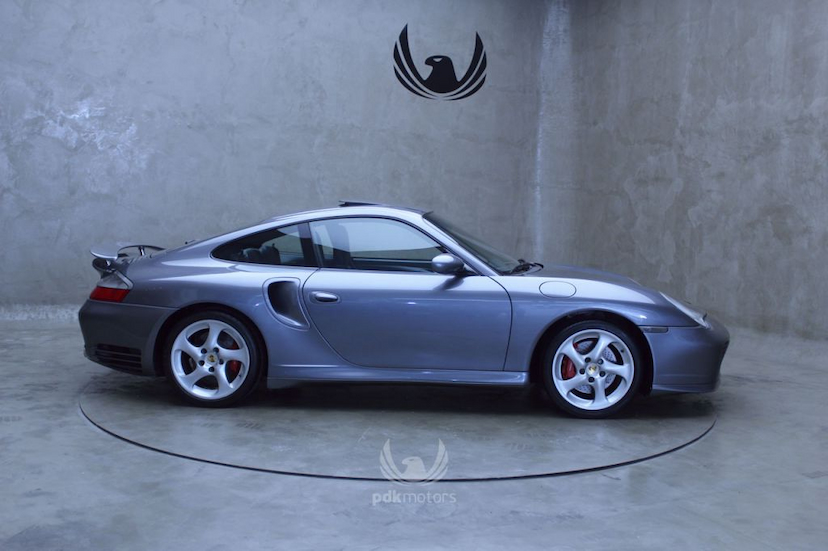 Foto do veículo PORSCHE  911 TURBO 2001 62.600 KM 399.000,00
