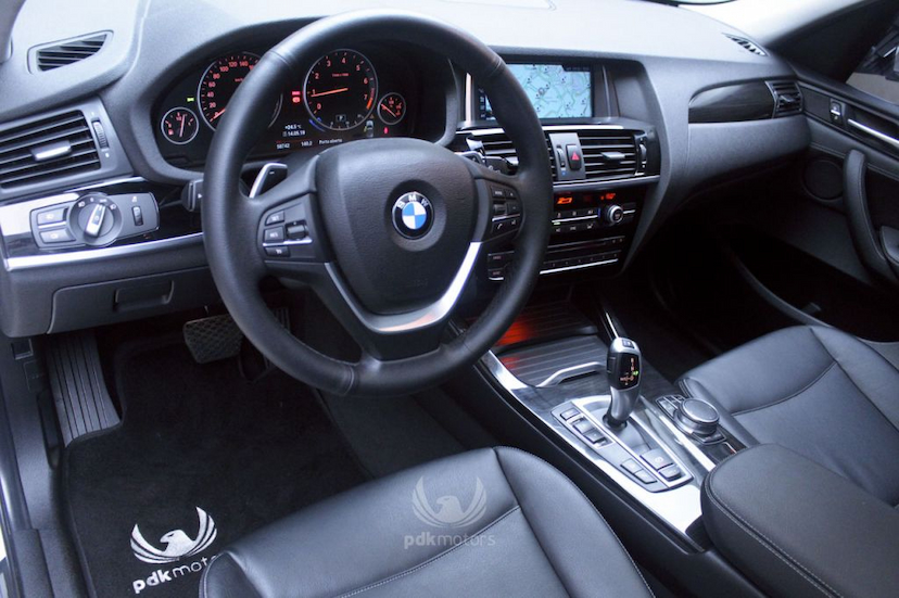 Foto do veículo BMW  X3 2.0I X-LINE 2017 58.740 KM 149.000,00