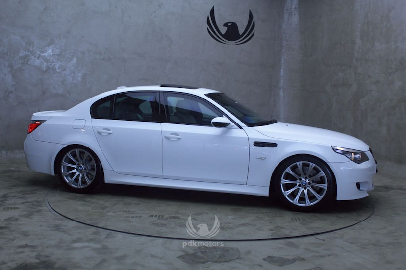 Foto do veículo BMW  M5 2008 47.960 KM 159.900,00