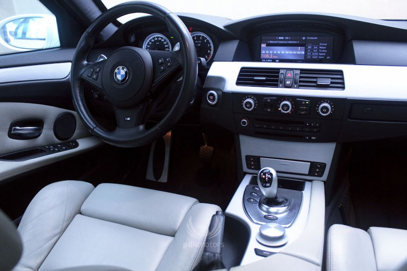 Foto do veículo BMW  M5 2008 47.960 KM 159.900,00