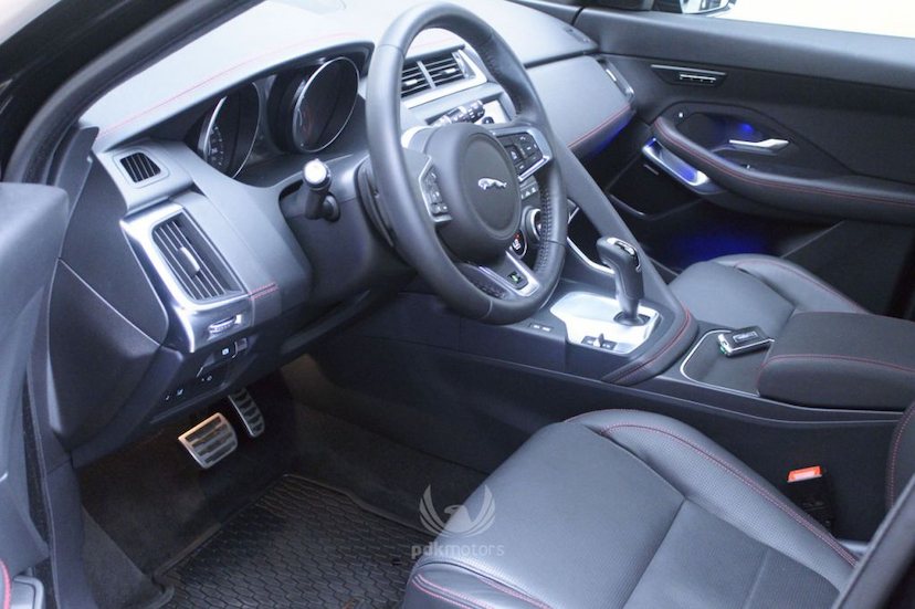 Foto do veículo JAGUAR  E-PACE FIRST EDITION 2018 5.240 KM 255.000,00