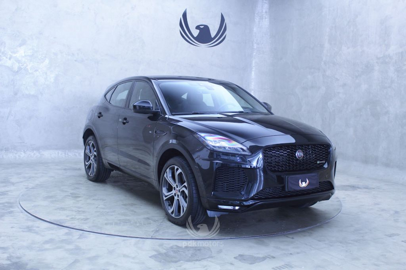 Foto do veículo JAGUAR  E-PACE FIRST EDITION 2018 5.240 KM 255.000,00