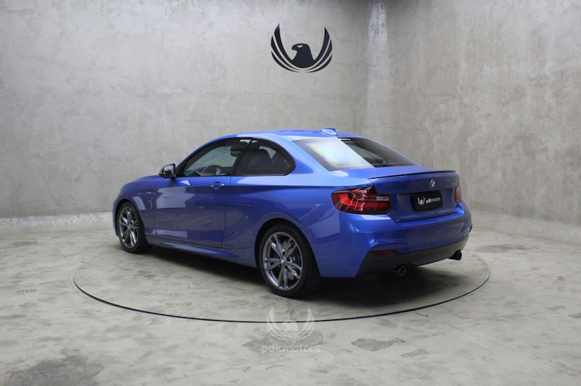 Foto do veículo BMW  M 235 2015 6.986 KM 199.000,00