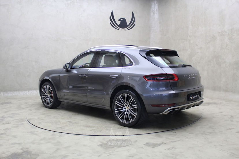 Foto do veículo PORSCHE  MACAN TURBO 2015 36.510 KM 344.900,00