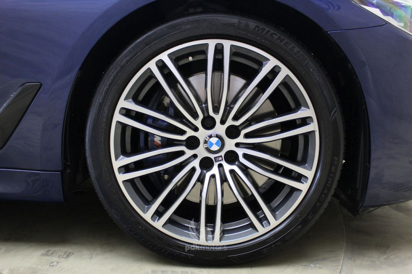 Foto do veículo BMW  540I M SPORT 2018 21.350 KM 359.000,00