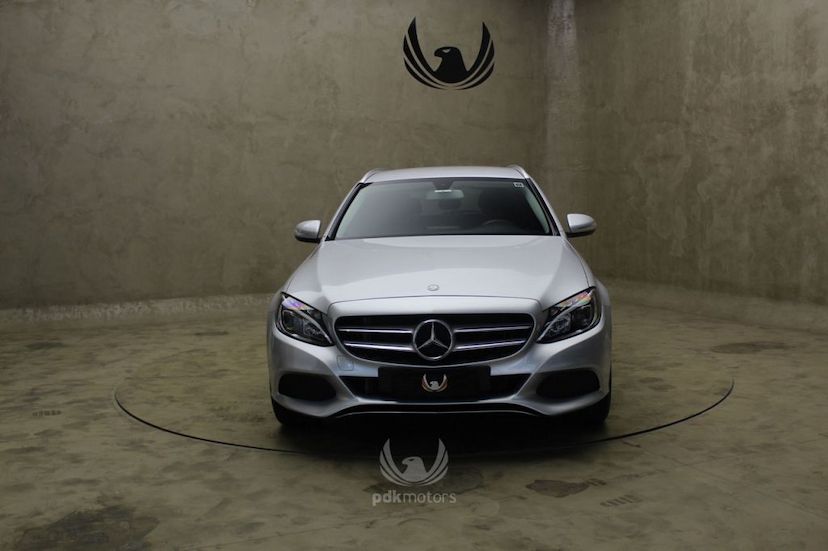 Foto do veículo MERCEDES-BENZ  C180 ESTATE 2015 80.280 KM 110.000,00