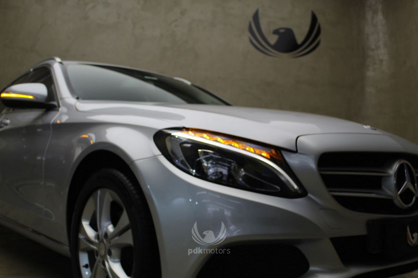 Foto do veículo MERCEDES-BENZ  C180 ESTATE 2015 80.280 KM 110.000,00
