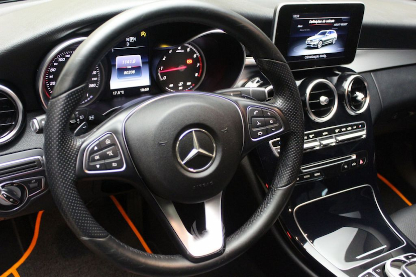 Foto do veículo MERCEDES-BENZ  C180 ESTATE 2015 80.280 KM 110.000,00