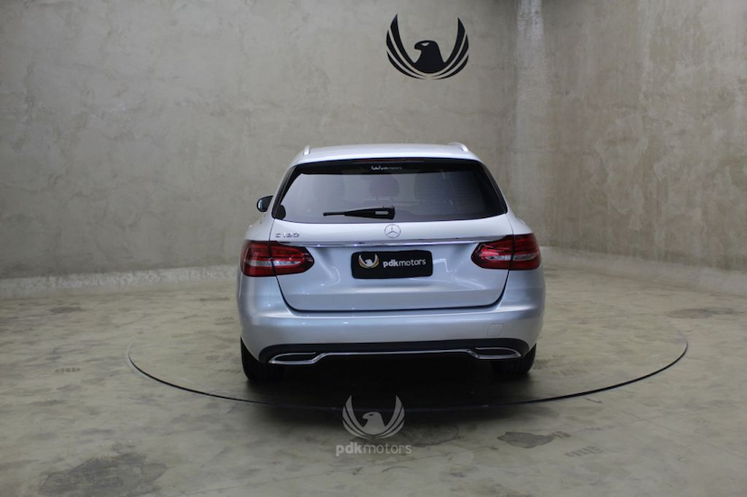 Foto do veículo MERCEDES-BENZ  C180 ESTATE 2015 80.280 KM 110.000,00