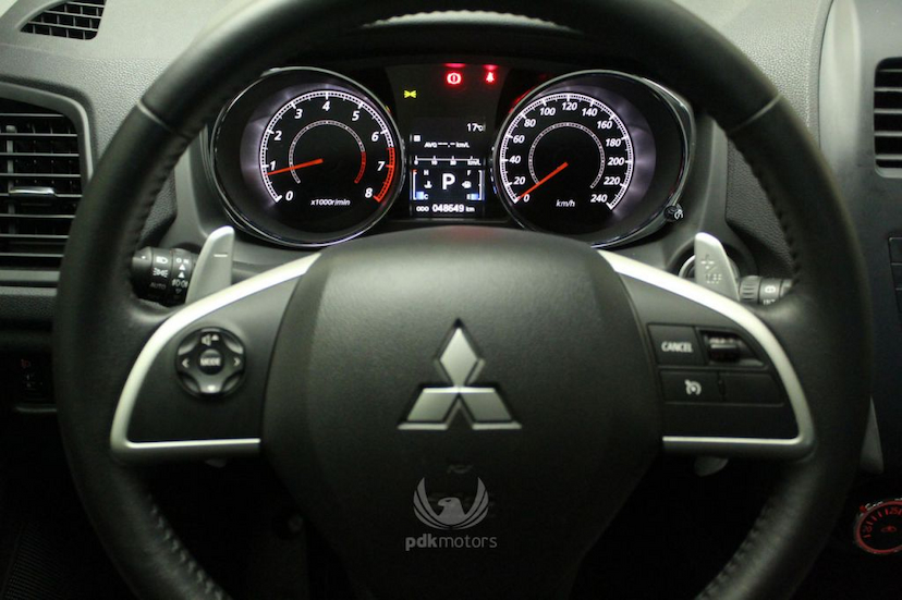 Foto do veículo MITSUBISHI  ASX 2.0 AWD 2016 48.649 KM 68.000,00