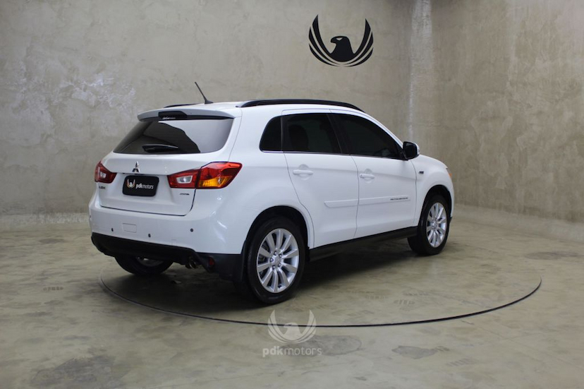 Foto do veículo MITSUBISHI  ASX 2.0 AWD 2016 48.649 KM 68.000,00