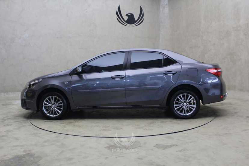 Foto do veículo TOYOTA  COROLLA 2.0 XEI 2016 46.523 KM 70.000,00