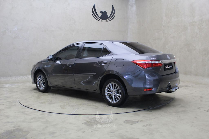 Foto do veículo TOYOTA  COROLLA 2.0 XEI 2016 46.523 KM 70.000,00