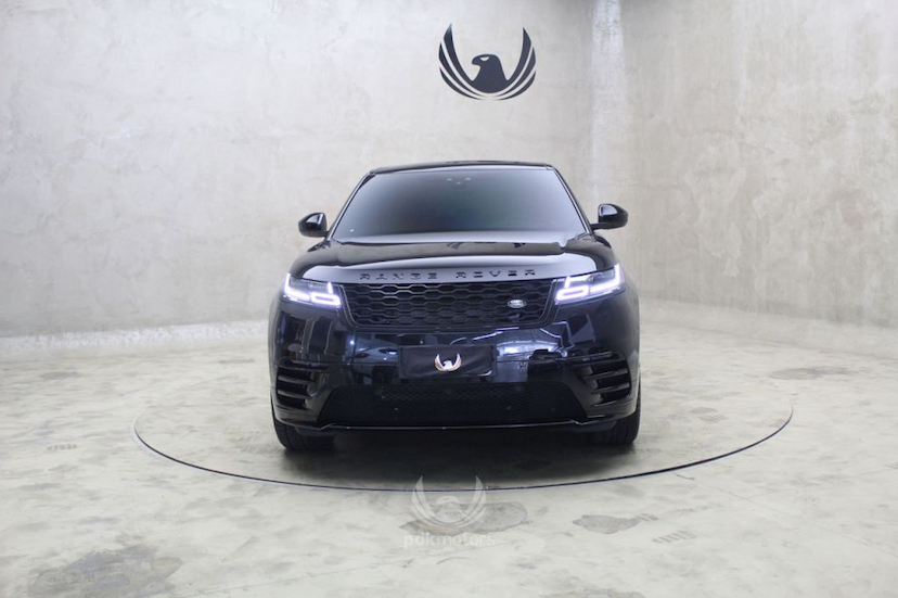 Foto do veículo LAND ROVER RANGE ROVER VELAR P380 SE R-DYNAMIC 2018 9.620 KM 399.000,00