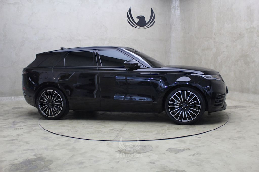 Foto do veículo LAND ROVER RANGE ROVER VELAR P380 SE R-DYNAMIC 2018 9.620 KM 399.000,00