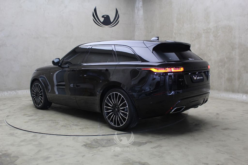 Foto do veículo LAND ROVER RANGE ROVER VELAR P380 SE R-DYNAMIC 2018 9.620 KM 399.000,00