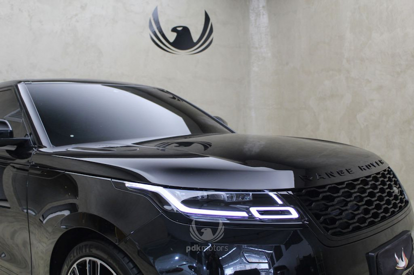 Foto do veículo LAND ROVER RANGE ROVER VELAR P380 SE R-DYNAMIC 2018 9.620 KM 399.000,00