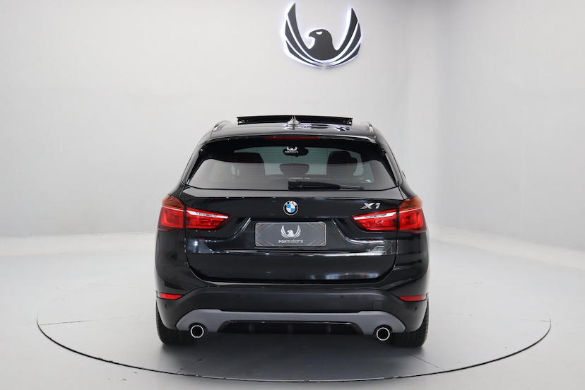 Foto do veículo BMW X1 XDRIVE25I SPORT 2017 44.280 KM 195.000,00
