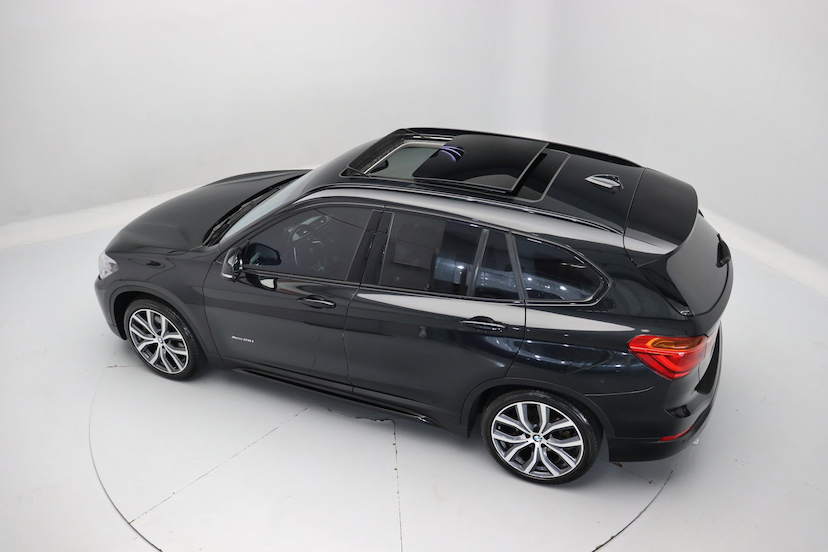 Foto do veículo BMW X1 XDRIVE25I SPORT 2017 44.280 KM 195.000,00