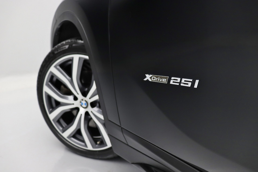 Foto do veículo BMW X1 XDRIVE25I SPORT 2017 44.280 KM 195.000,00