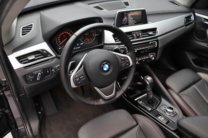 Foto do veículo BMW X1 XDRIVE25I SPORT 2017 44.280 KM 195.000,00