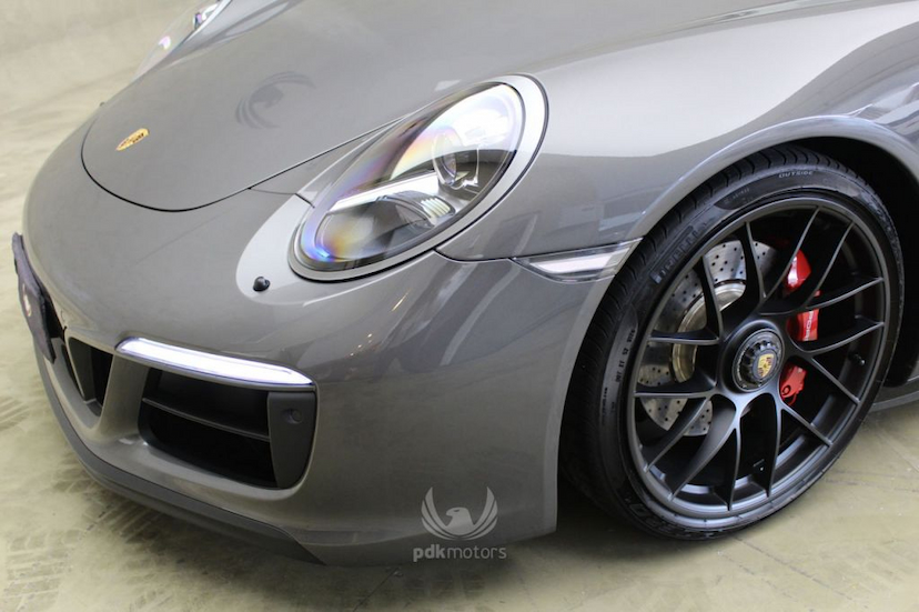 Foto do veículo PORSCHE  911 CARRERA 4 GTS 2017 6.615 KM 679.000,00