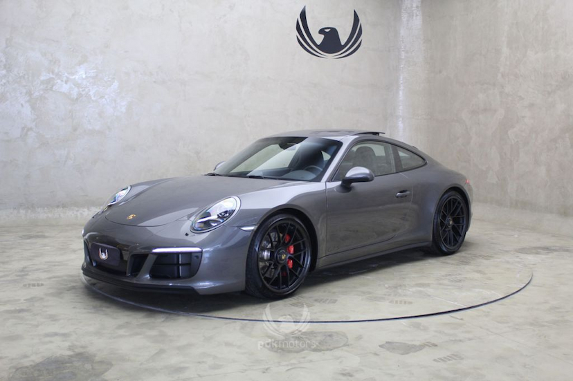Foto do veículo PORSCHE  911 CARRERA 4 GTS 2017 6.615 KM 679.000,00
