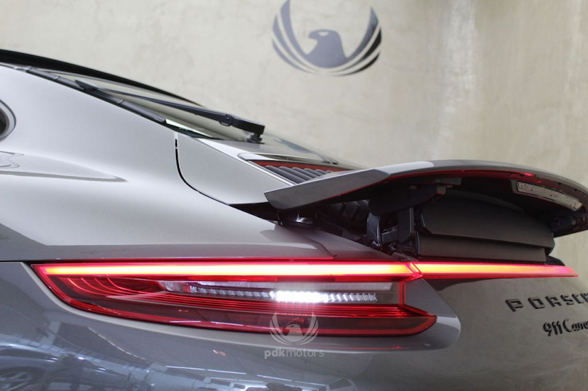 Foto do veículo PORSCHE  911 CARRERA 4 GTS 2017 6.615 KM 679.000,00