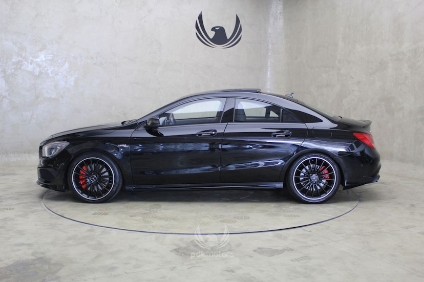 Foto do veículo MERCEDES-BENZ  CLA 45 AMG BLINDADA 2016 24.047 KM 225.000,00